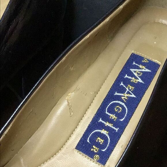 Magic shoes by Andrew Geller Size 7 1/2 small cracks in inside shown - Picture 9 of 11